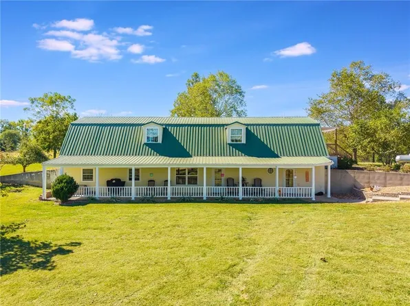 23860 Liv #377, Hale, MO 64643