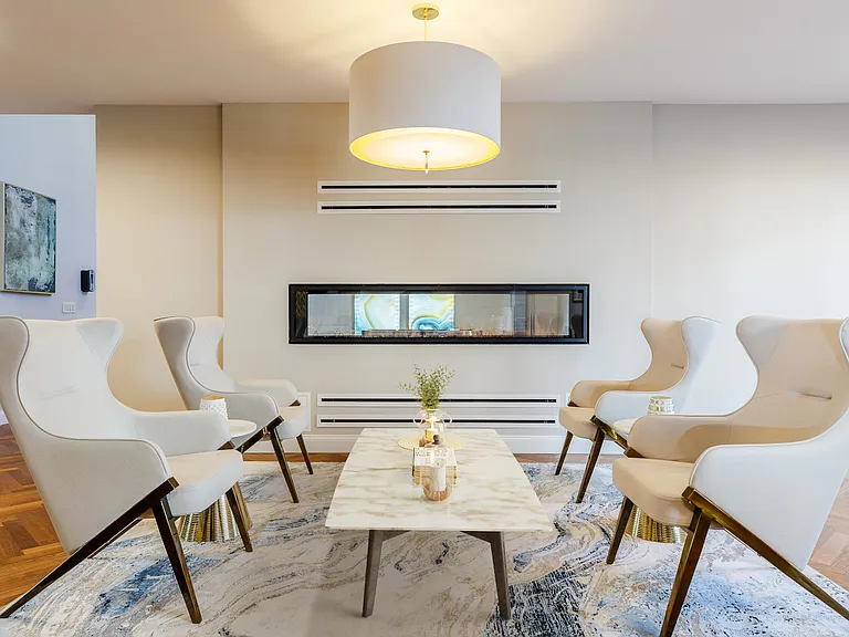 EVO Apartments — Photo 33