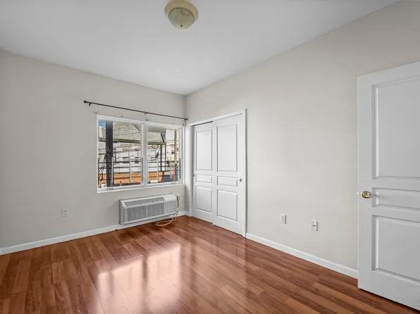 845 Newark Avenue image 19 of 26