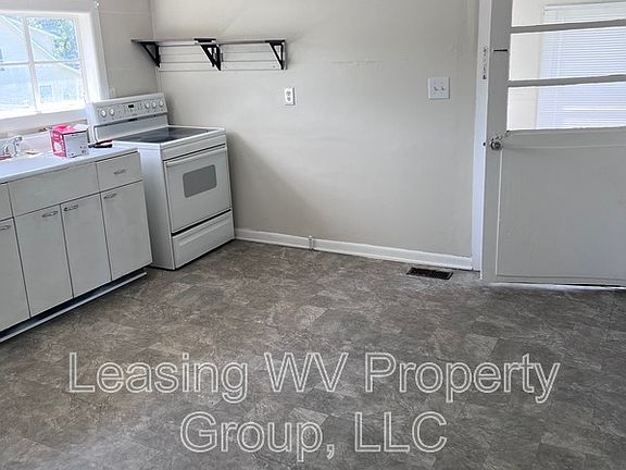 4th image of 4508 Rear Riverside Dr