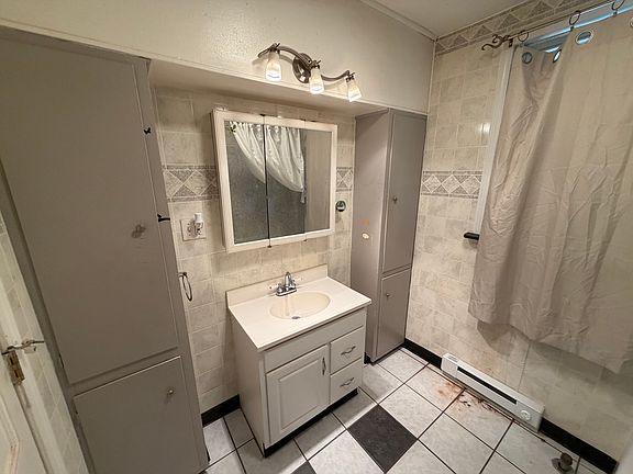3rd image of 177 Dana St Unit 1