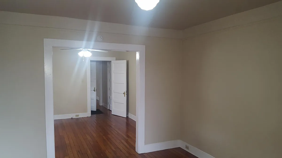 Building Photo - 1713 Lowerline St