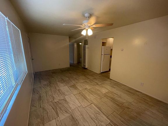 5th image of 240 Alcazar St NE #A