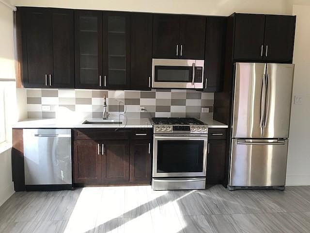 1st image of 2605 28th St APT 5F