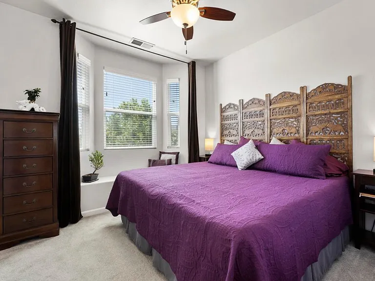 2212 Grosvenor Park Pl — Photo 2