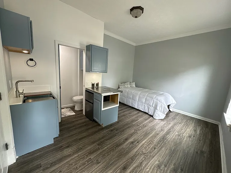 142 Ashley St #A — Photo 1