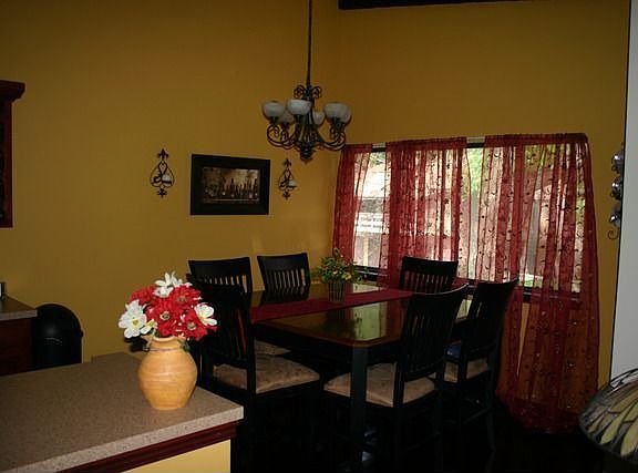 4th image of 2 W Millstone Ct #8C