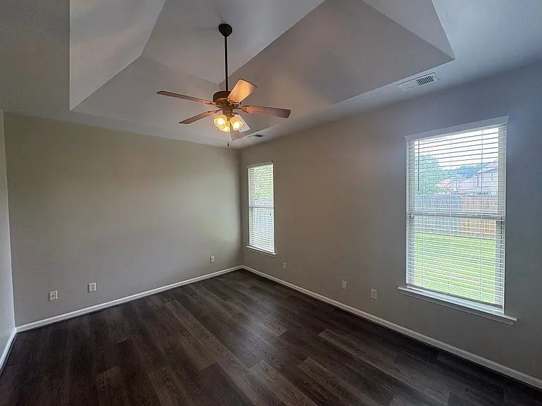 2131 Spaulding Pl — Photo 17