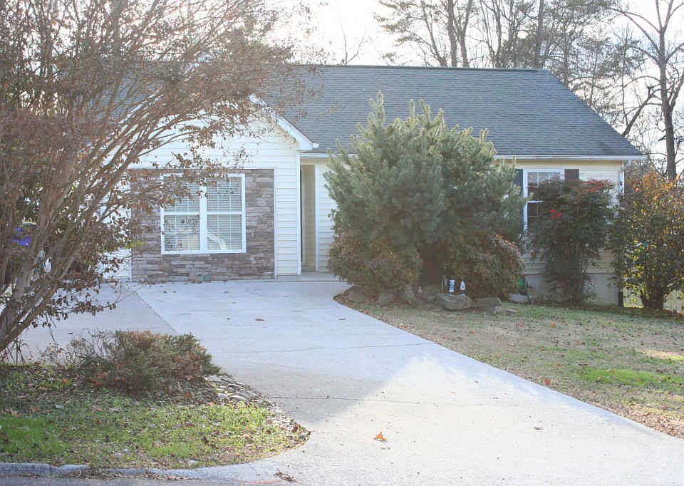 1st image of 2605 Wynmoor Cir