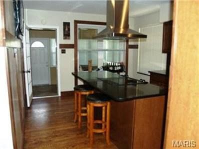 4th image of 6018 Clifton Ave