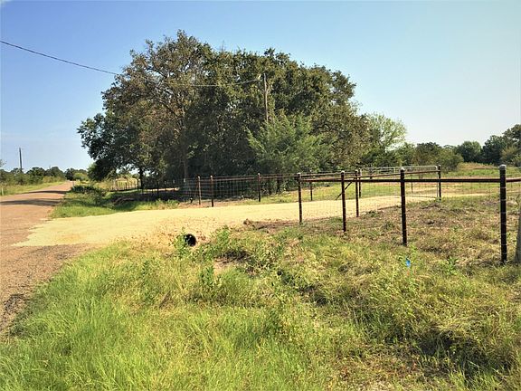 2nd image of 13742 Bluebonnet Ln