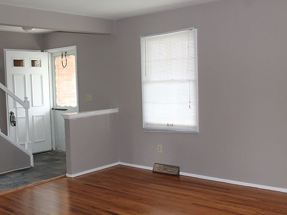 3rd image of 6194 Lakota Dr