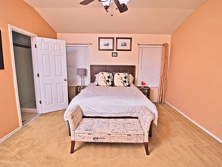 10015 Cactus Valley — Photo 13
