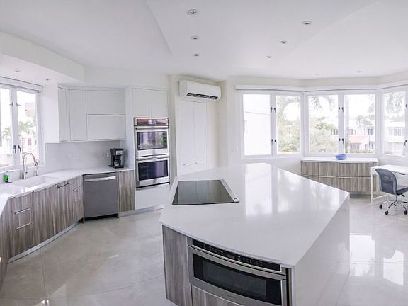 3rd image of Lakeside Villa