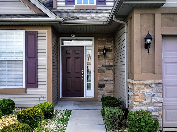 2nd image of 1054 Rockwell Ln