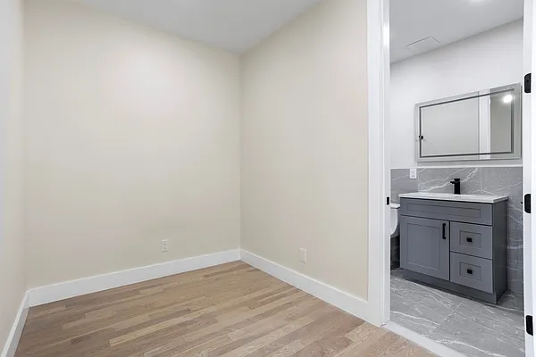 Rented by Skyhigh Realty NYC LLC | media 22