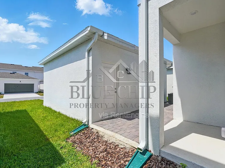 1958 Rider Rain Ln — Photo 36