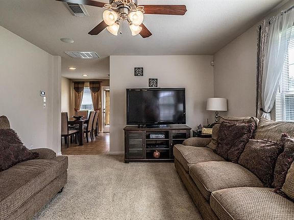 5th image of 827 Heatherton Hill Ln
