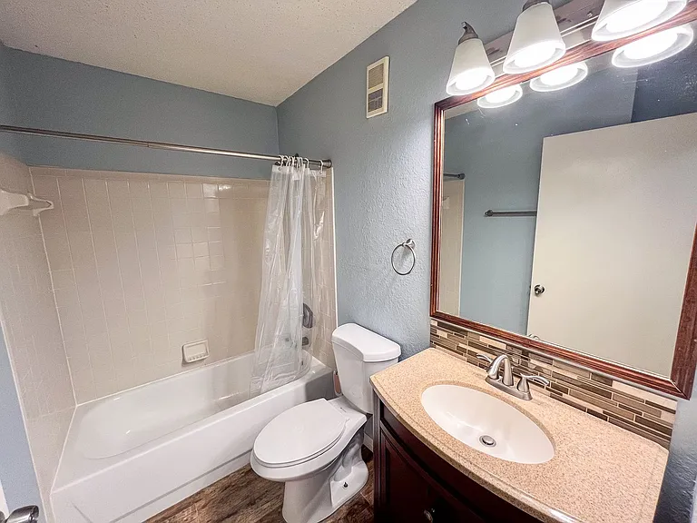 3705 SW 27th St #1118 — Photo 16