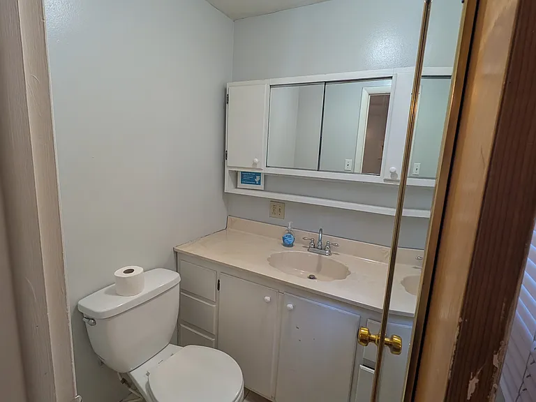 79 Oakland St — Photo 9