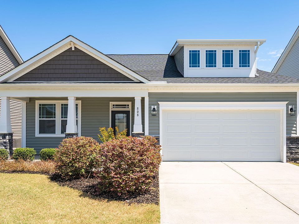 1st image of 808 Briar Gate Dr