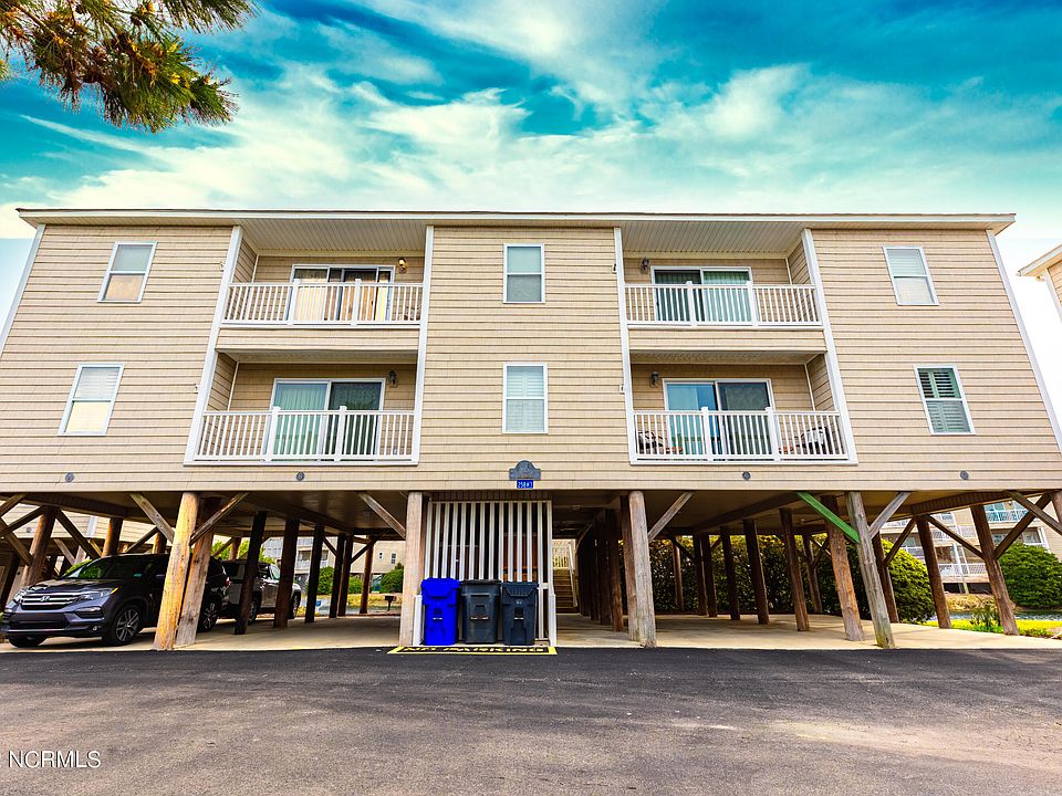 1st image of 258 W 2nd St #3C