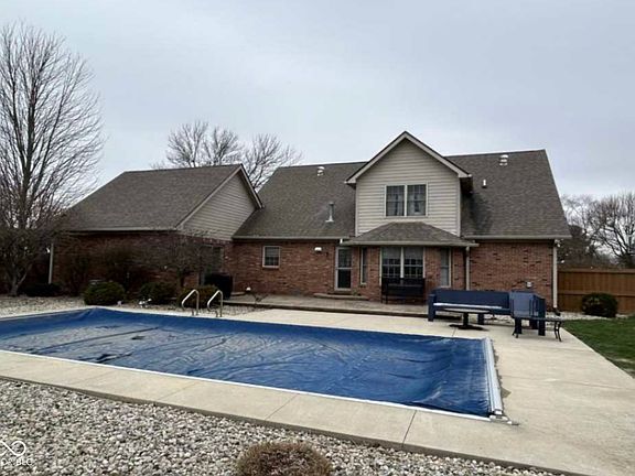 3rd image of 2420 Griton Ct