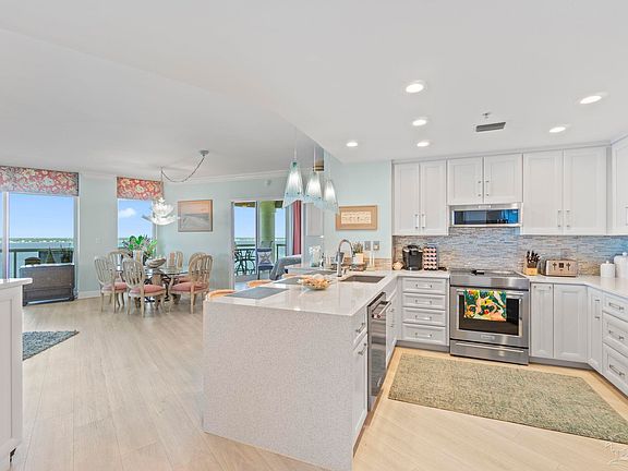 5th image of 4 Portofino Dr Suite 1501