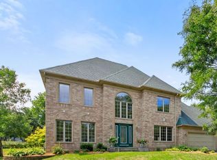 808 Spring Hill Ct, Woodbury, MN 55125