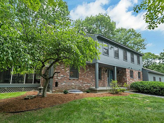 2nd image of 36 Tonga Drive