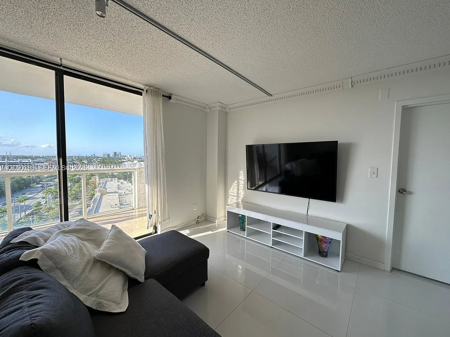 Sailboat Cay Condo — Photo 1