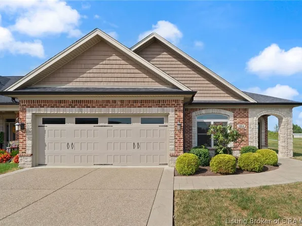 1864 Mystic Falls Circle, Jeffersonville, IN 47130
