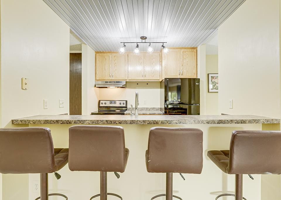 1st image of 2800 Hamline Ave N APT 227