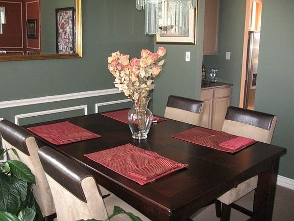 Dining 2