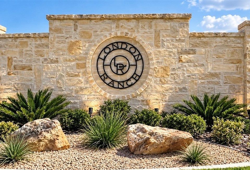 1st image of 1494 Fenner Ranch Dr