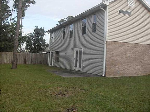2nd image of 1543 Chancer Ln