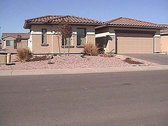 FRONT VIEW OF CASITA