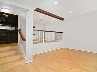 18739 Hatteras St Unit 55, Tarzana, CA 91356