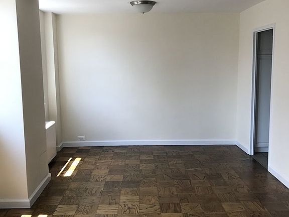 4th image of 323 2nd Ave #5A