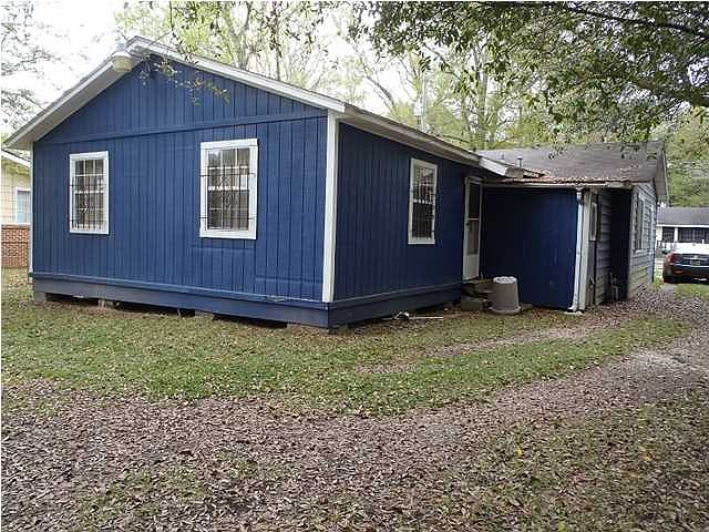 2nd image of 2753 S Thompson Dr