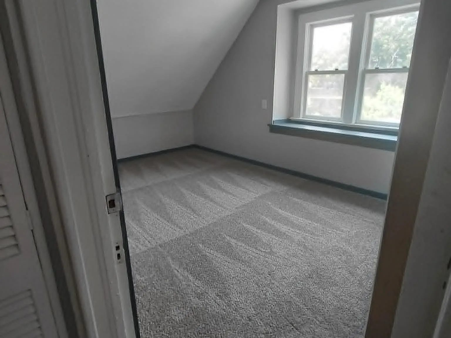 3 bed, 1.5 bath, 1134 sqft, $1,275 — Photo 3