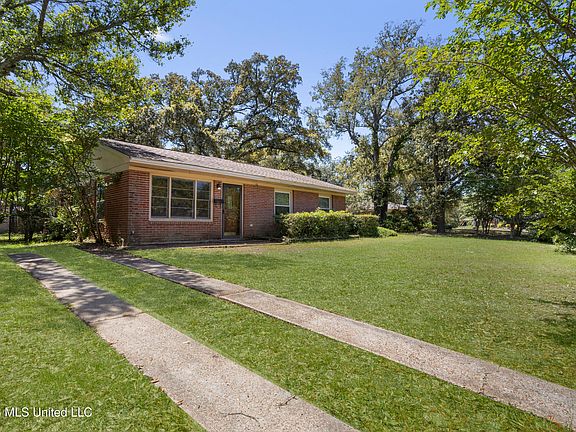3rd image of 2320 Curcor Dr