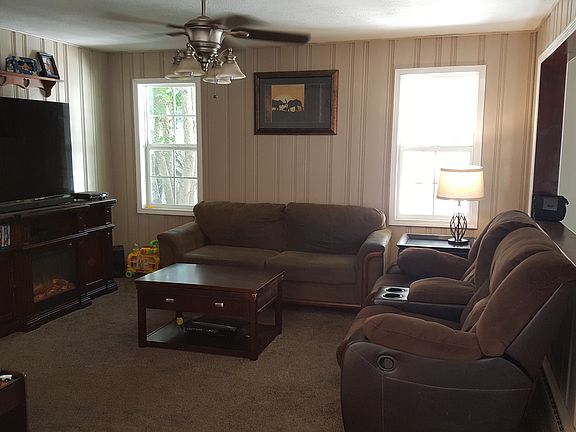 5th image of 36001 Woodland Dr