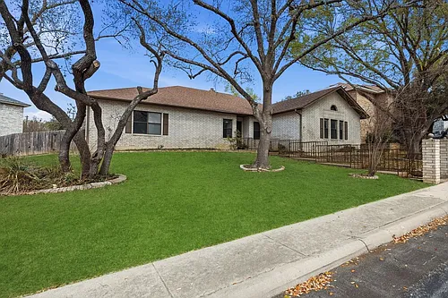 9231 Linbrooke Photo 1