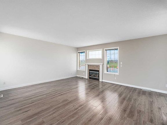 5th image of 12 E Silver Creek Blvd NW #1