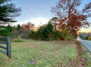 1133 Howardsville Tpke, Stuarts Draft, VA 24477