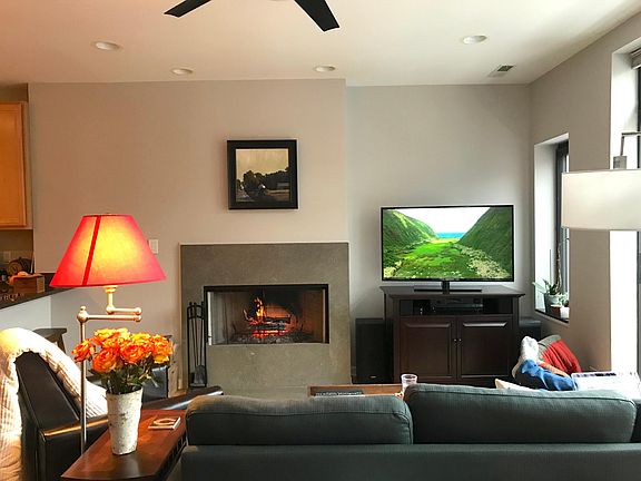 2nd image of 1084 N Paulina St