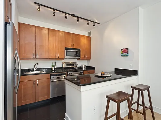 Rented by Sotheby's International Realty | media 12