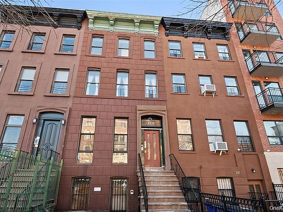 2nd image of 2117 5 Avenue