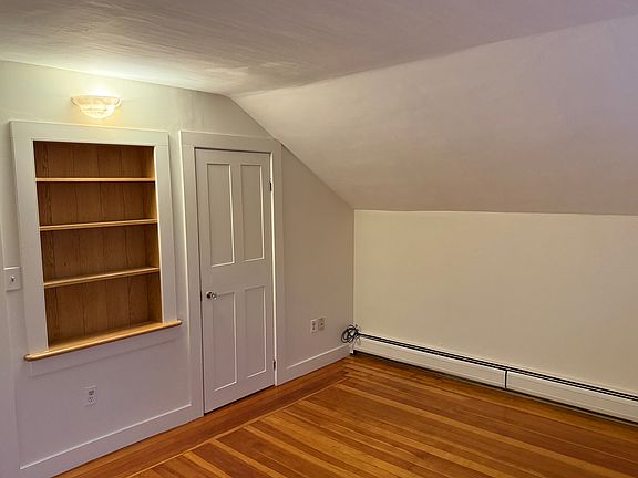 3rd image of 94 Child St